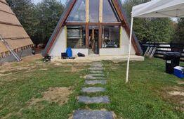 Casa de vacanta tip A- frame -Tohanita, zona superba se vinde la cheie