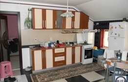 Apartament 3 camere la mansarda, complet mobilat, zona Minerva