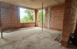 2 Unitati, Duplex semifinisat, zona Dambul Rotund, priveliste spre oras