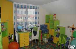 3 camere, 86 mp, GRADINA de 200 mp, imobil nou tip casa! Zona Florilor! Parcare!