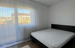 Apartament 2 camere, decomandat, parcare, zona Porii 