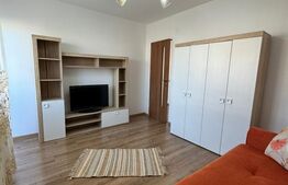 Apartament 2 camere, decomandat, parcare, zona Porii 