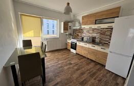 Apartament 2 camere, decomandat, parcare, zona Porii 