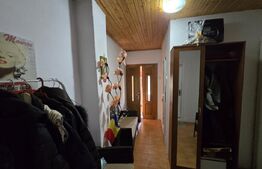 Casă semicentrală cu garaj, 100 mp utili