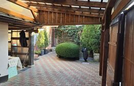 Casă semicentrală cu garaj, 100 mp utili