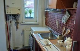 Apartament 2 camere, Tractoru, pozitie excelenta