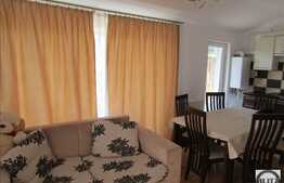 Vanzare 2 camere, 50,4 mp, 3 terase de 28 mp, parcare, zona strazii Eroilor!