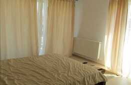 Vanzare 2 camere, 50,4 mp, 3 terase de 28 mp, parcare, zona strazii Eroilor!