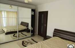 Vanzare 2 camere, 50,4 mp, 3 terase de 28 mp, parcare, zona strazii Eroilor!