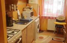 De vanzare apartament 3 camere, 65 mp, boxa subsol, zona strazii Albac