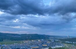 Vânzare apartament 3 camere - zona Vivo, complet utilat, parcare!