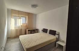Apartament cu 3 camere, 60mp, parcare, zona Vivo