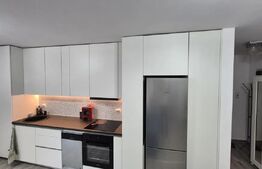 Apartament cu 3 camere, 60mp, parcare, zona Vivo