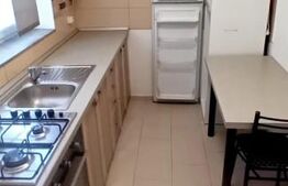 Garsoniera-34 mp , zona Tractoru