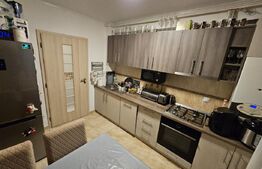 Apartament 3 camere, 2 bai, 2 parcari etaj intermediar in Europa