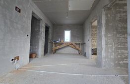 Casă individuală în Câmpenești,  120 mp semifinisată, teren aferent de 592 mp 