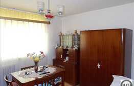 Vanzare apartament 4 camere, 70 mp, decomandat, zona strazii Mehedinti