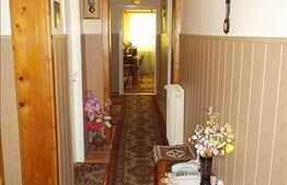 Vanzare apartament 4 camere, 70 mp, decomandat, zona strazii Mehedinti