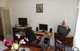 Vanzare apartament 4 camere, 70 mp, decomandat, zona strazii Mehedinti