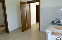 Garsoniera 40 mp, decomandata, totul nou, parcare, zona centrala