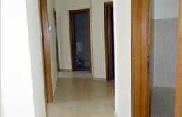 Garsoniera 40 mp, decomandata, totul nou, parcare, zona centrala