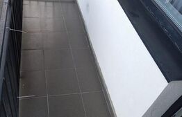 Apartament 3 camere, etaj intermediar, zona Teilor