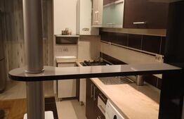 Apartament 3 camere, etaj 1, zona Florilor