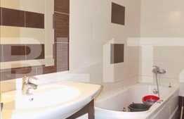 3 camere, decomandat, 70 mp, 2 bai, balcon generos, zona Interservisan