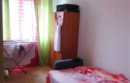 Vanzare apartament 2 camere, 40 mp, decomandat, mobilat, zona strazii Mehedinti