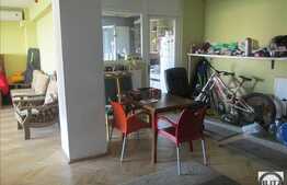 De vanzare apartament 4 camere, 110 mp, boxa subsol, zona Calea Manastur