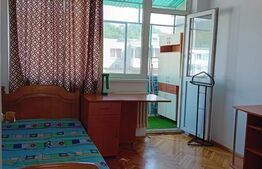 Apartament cu 3 camere, etaj intermediar zona Alexandru Vlahuta 