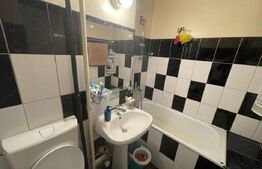 Apartament cu 3 camere, etaj intermediar zona Alexandru Vlahuta 