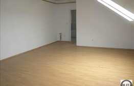 Mansarda cu 1 camera, 36 mp, zona magazinului Unicarm! Posibilitate RATE!