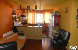 Apartament de vanzare cu 2 camere,finisat, decomandat, 63 mp, cu garaj