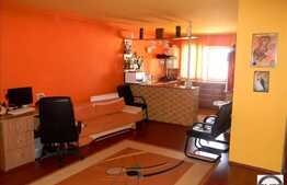 Apartament de vanzare cu 2 camere,finisat, decomandat, 63 mp, cu garaj