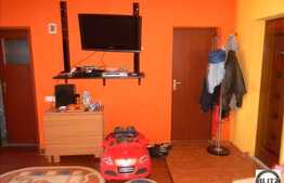 Apartament de vanzare cu 2 camere,finisat, decomandat, 63 mp, cu garaj