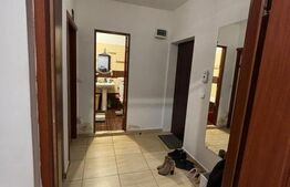 Apartament 2 camere, etaj intermediar, parcare, zona Petrom