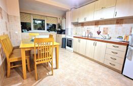 Apartament 2 dormitoare, 67mp, intermediar, parcare, zona Florilor