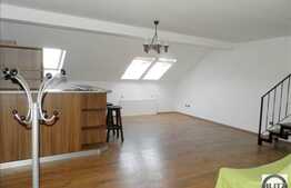 2 camere, 76 mp utili, semidecomandat, partial mobilat, zona strazii Horea.