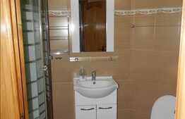 2 camere, 76 mp utili, semidecomandat, partial mobilat, zona strazii Horea.