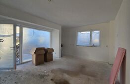 Casă cu Design Modern și Panoramă Superbă în Dezmir