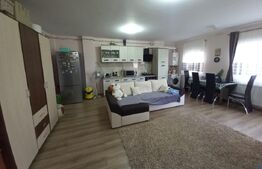 Apartament 2 camere, bloc cu lift, garaj, intermediar, zona Terra !