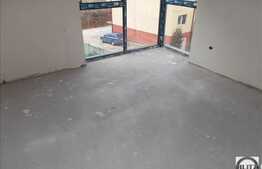 3 camere, 65 mp utili, imobil nou, semifinisat! Parcare! Zona Calea Floresti!