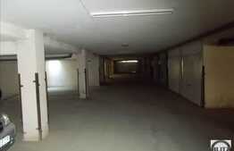 Vanzare apartament 3 camere, 106 mp, boxa, parcare, zona strazii Bucium