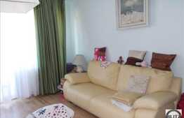 Vanzare apartament 3 camere, 106 mp, boxa, parcare, zona strazii Bucium