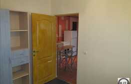 Vanzare mansarda cu 2 camere, 39 mp, balcon, zona Teilor! Parcare inclusa!