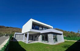 Casa de vanzare in Baciu, 583 mp, semifinasat modern,  zona Sungarden