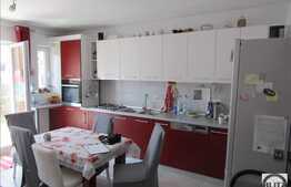 Vanzare 3 camere, 58 mp, balcon, TERASA de 20 mp! Zona Tauti! 2 locuri parcare!