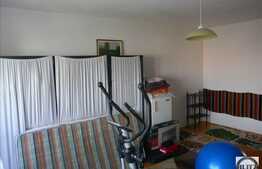 3 camere, 109 mp, decomandat, parcare, zona strazii Calea Turzii!