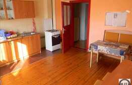 3 camere, 109 mp, decomandat, parcare, zona strazii Calea Turzii!